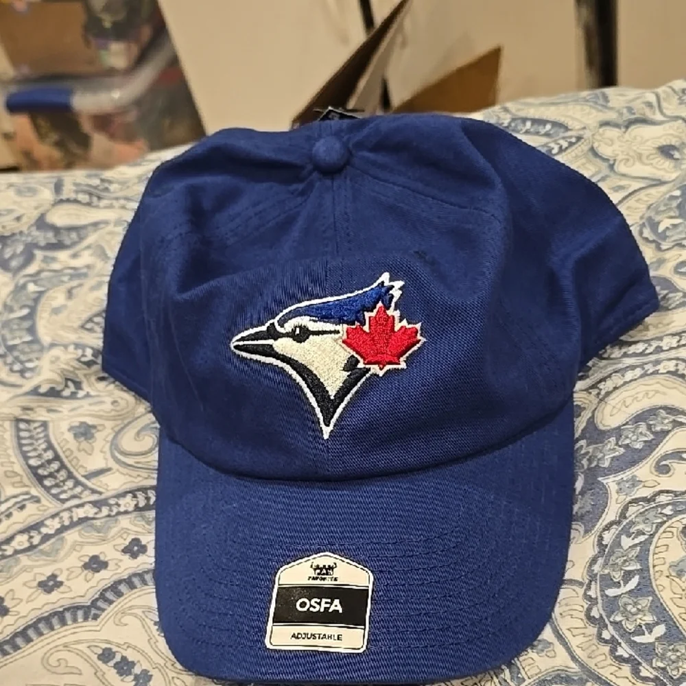 ❤️10/$40 New Blue Baseball Cap with Bird Logo